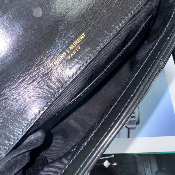 YSL SAINT LAURENT COLLEGE MINI CHAIN BAG IN SHINY CRACKLED LEATHER BLACK - Picture 11 of 16